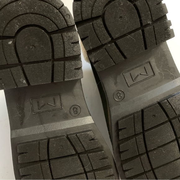 Marc Fisher Dark Green Lace-Up Waterproof Lug Sole Boots Size 8 EUC Fairly Boots - Picture 11 of 14